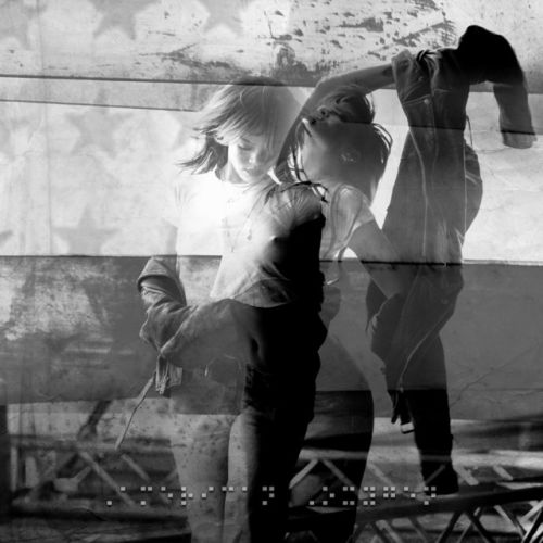 دانلود آهنگ American Oxygen از Rihanna