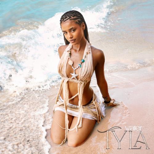 دانلود آهنگ Water از Tyla